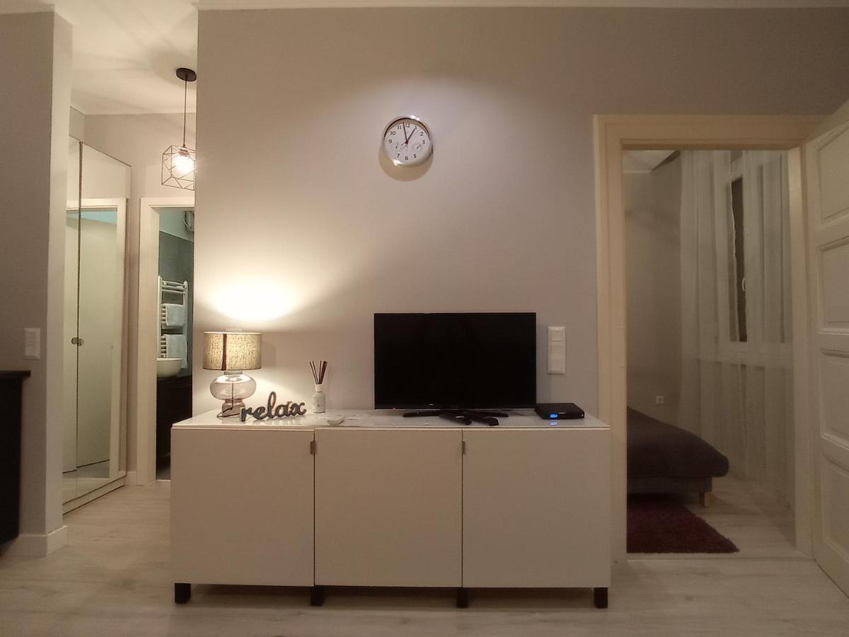Apartment Greyblack Styles *